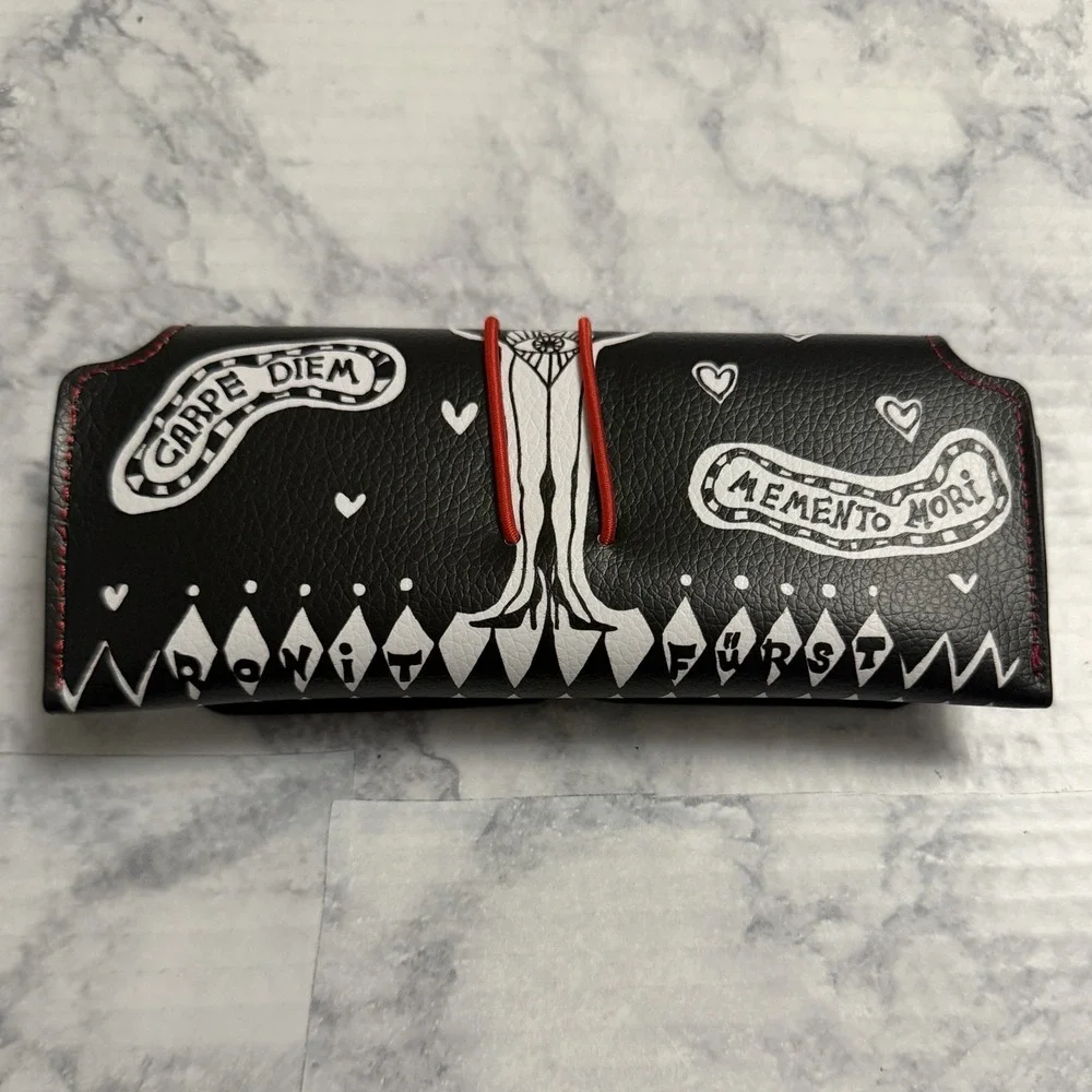 Ronit Furst RF Graffiti Glasses Case Black & White Love Hearts Tattoo Crown